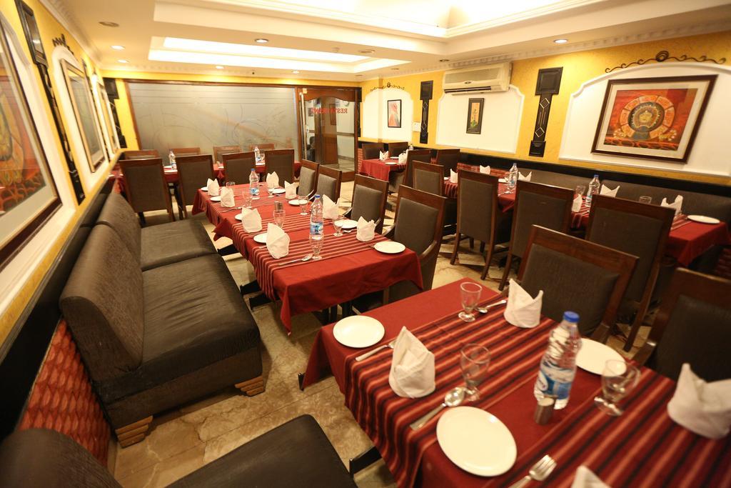 Hotel City Heart Premium Chandīgarh Esterno foto