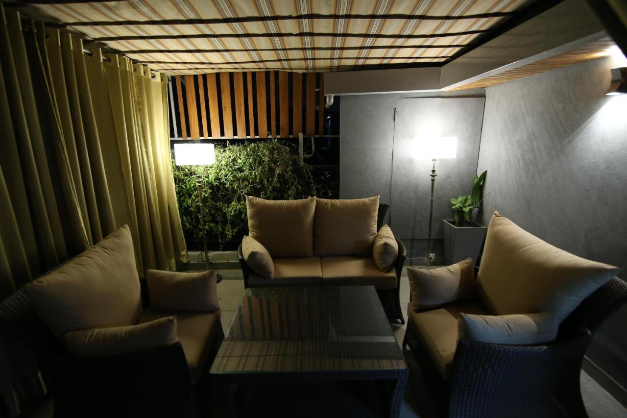 Hotel City Heart Premium Chandīgarh Esterno foto